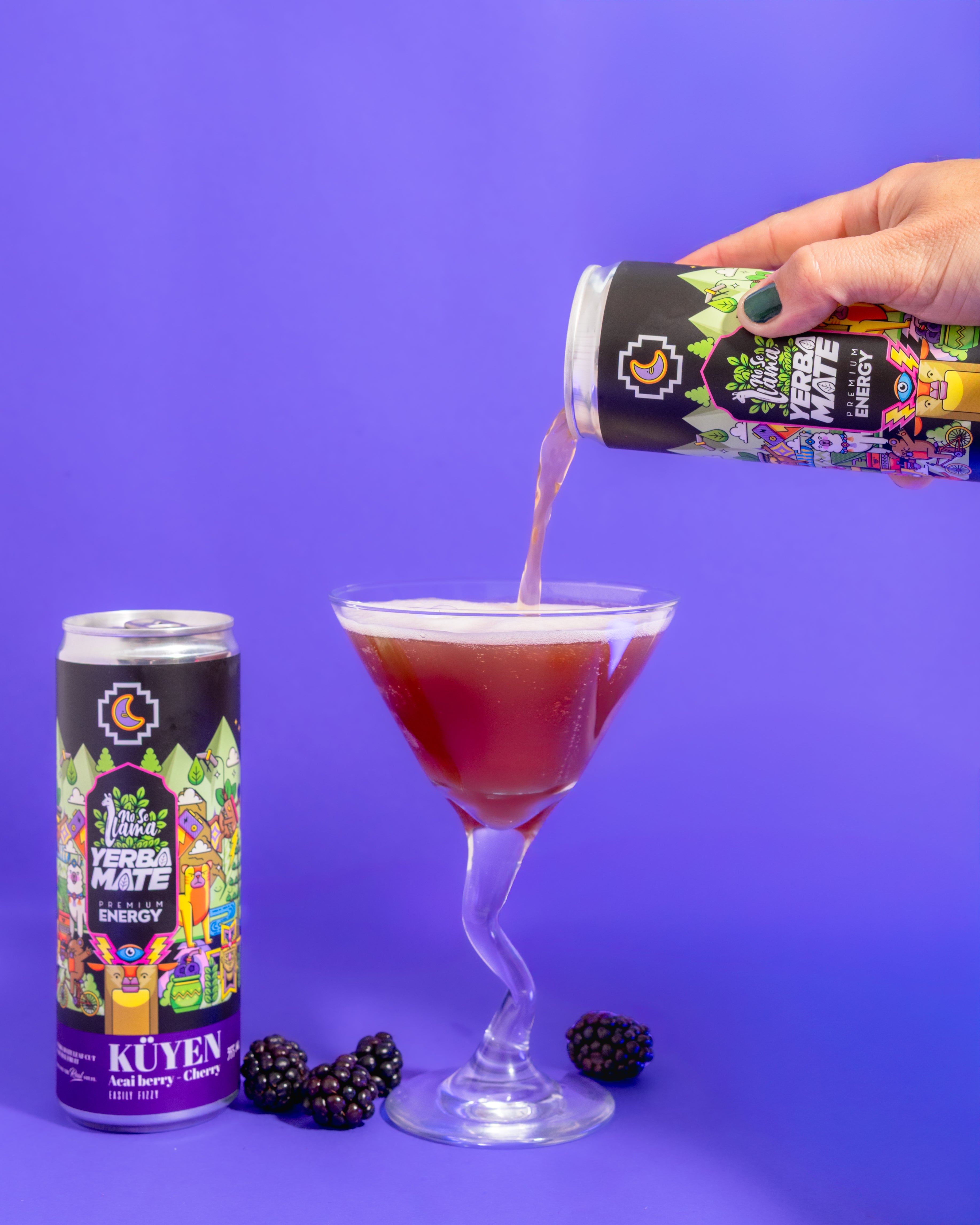 Acai berry &amp; cherry Yerba Mate Energy Drink